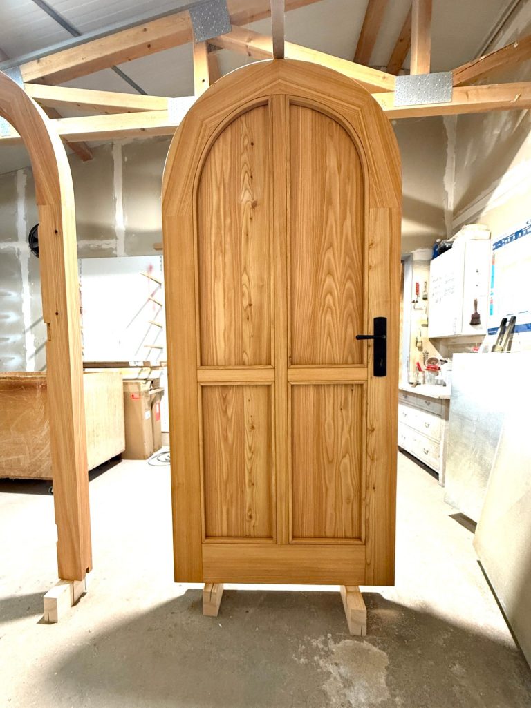 Haustür in Lärche 